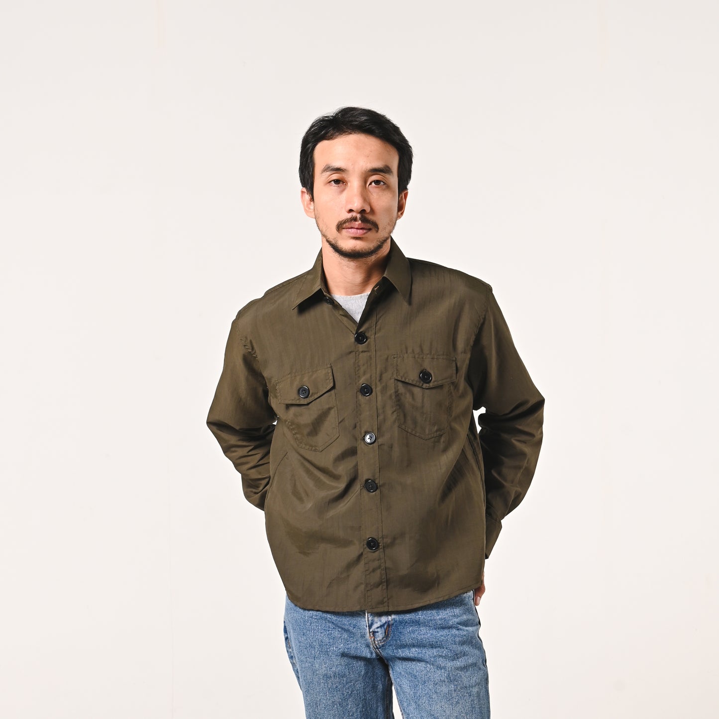 Core Overshirt Olive