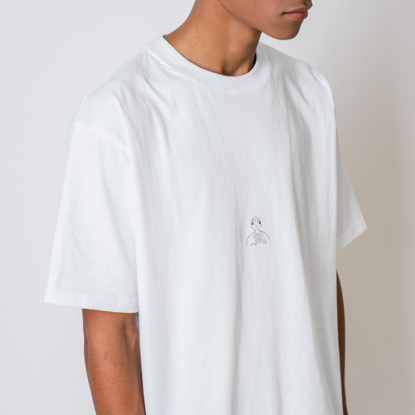 Peoplefeed Wash White Tees