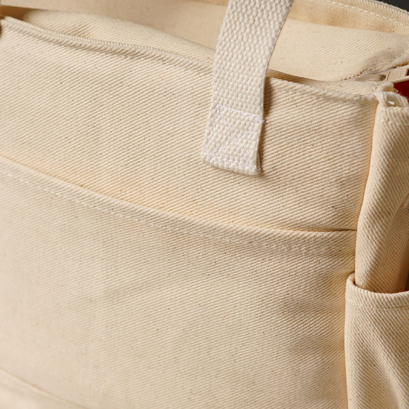 Natural Everyday Slingbag