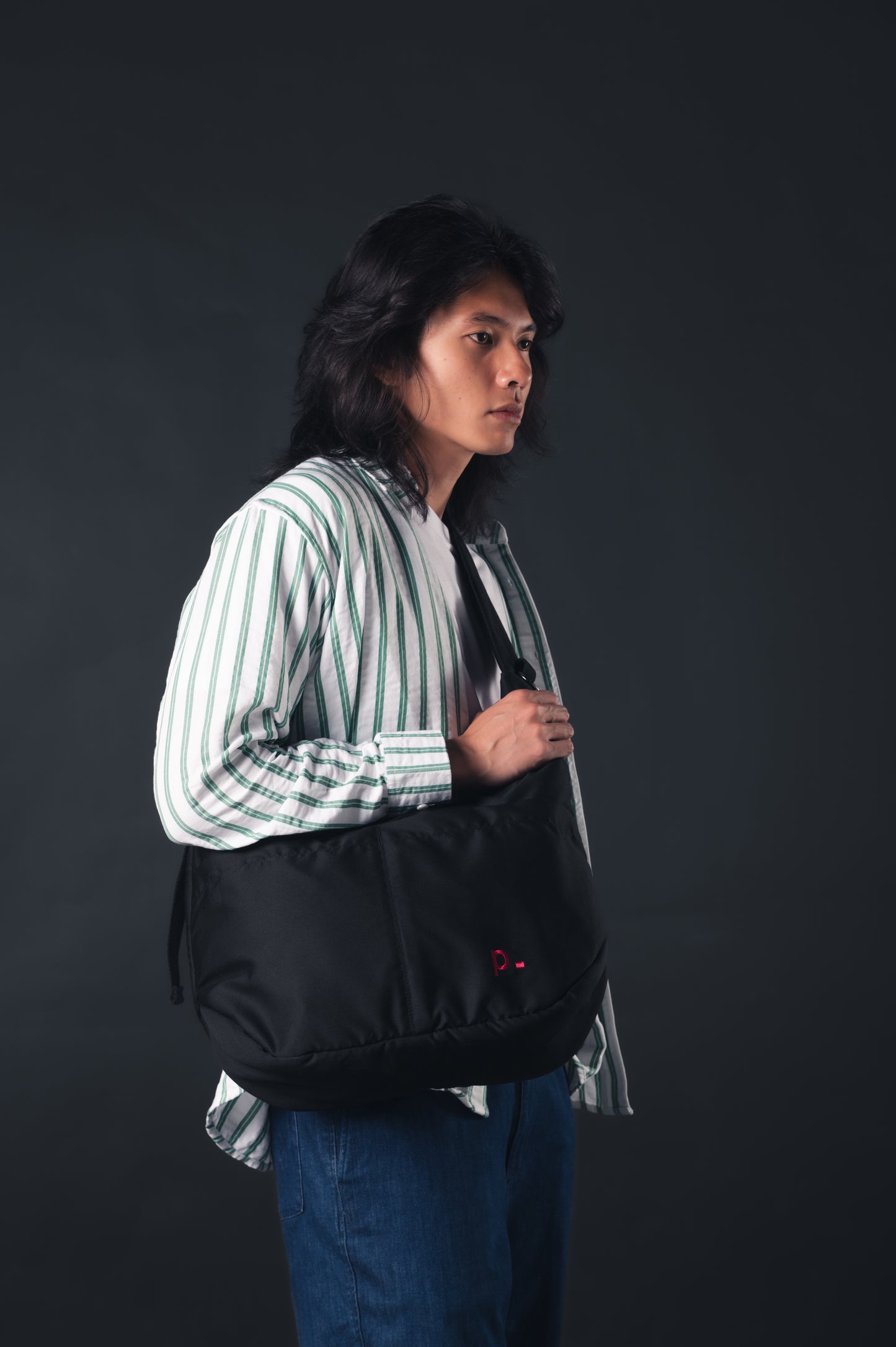 Black Everyday Messenger Bag